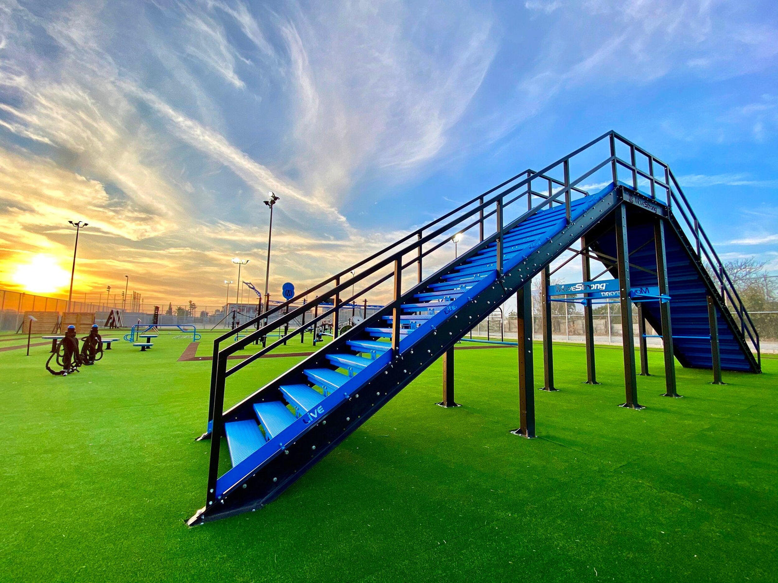 Enhance Functional Movement Training with Durable Outdoor Gym Turf